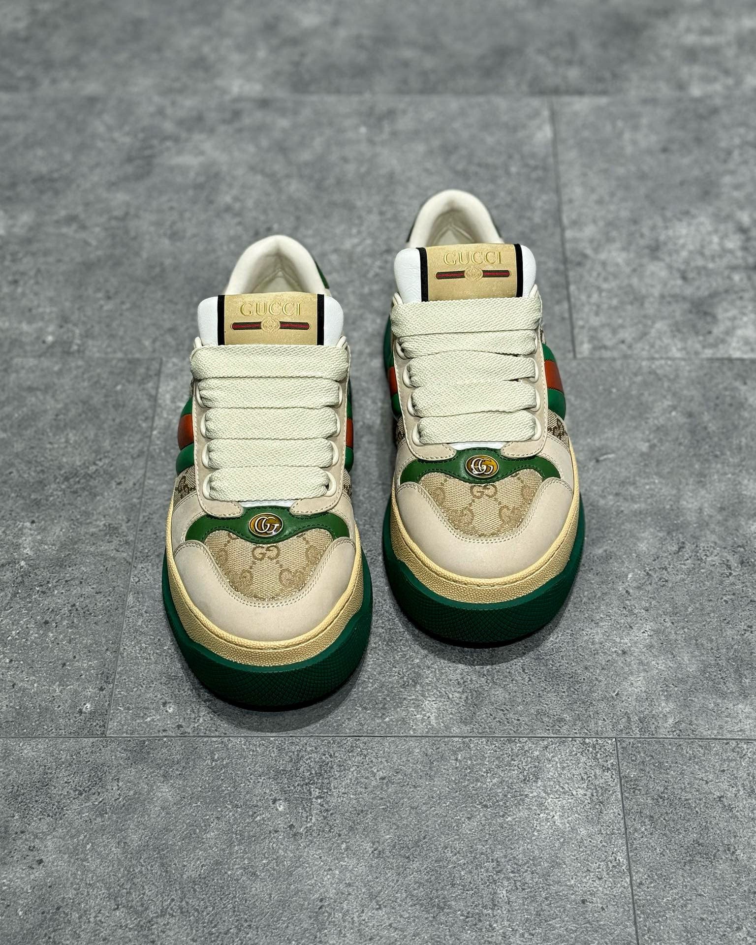 GUC Sneakers