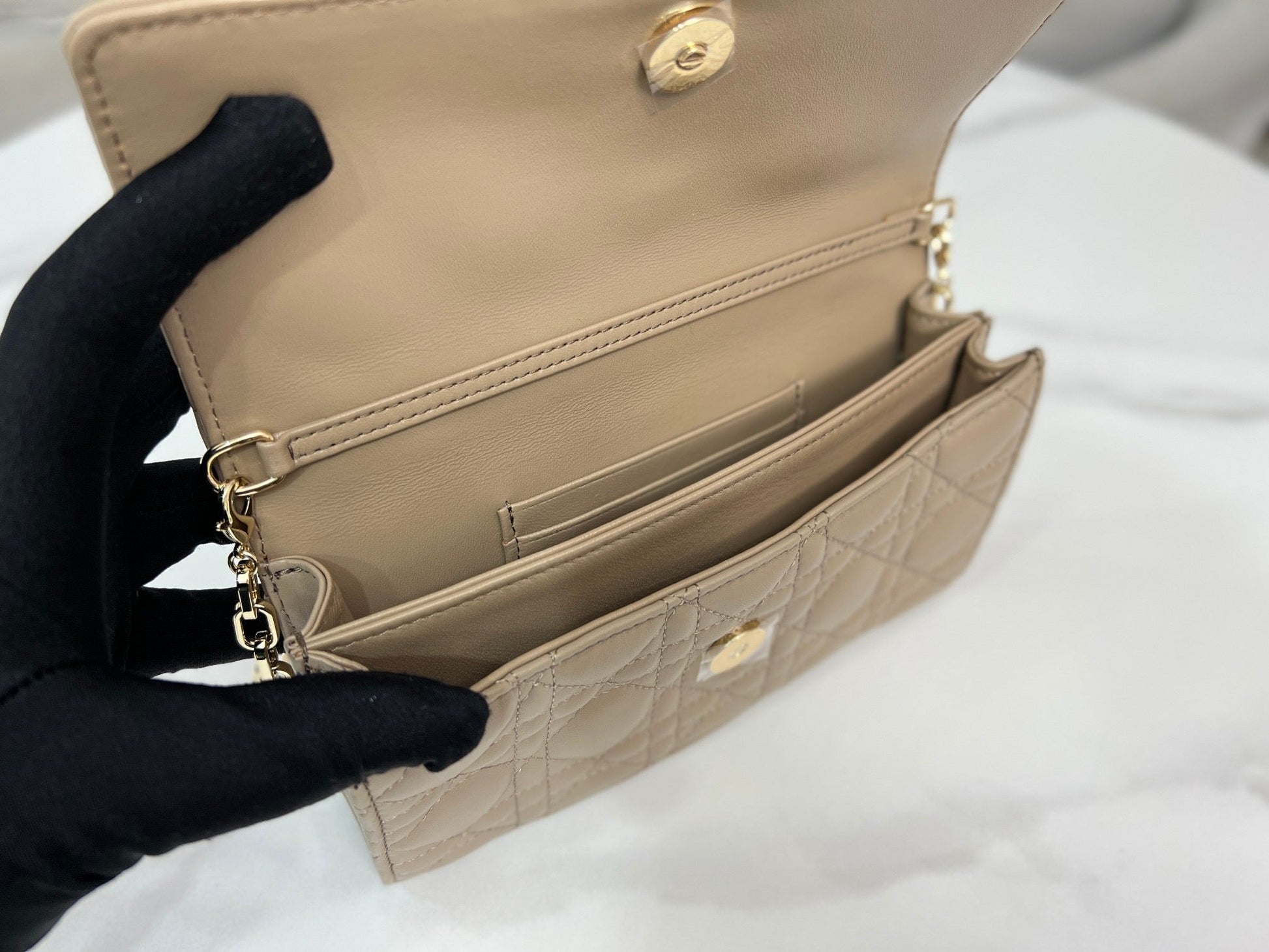 DIO Miss DIO Handbag (21cm)