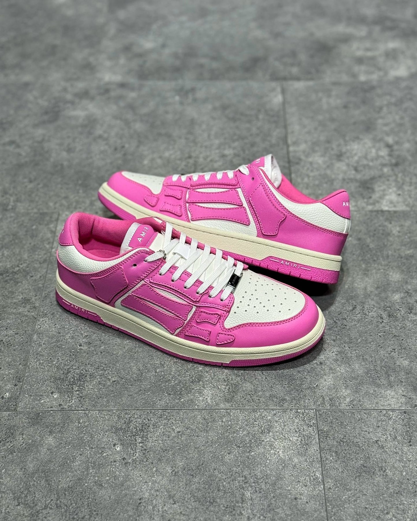 AMR Sneakers