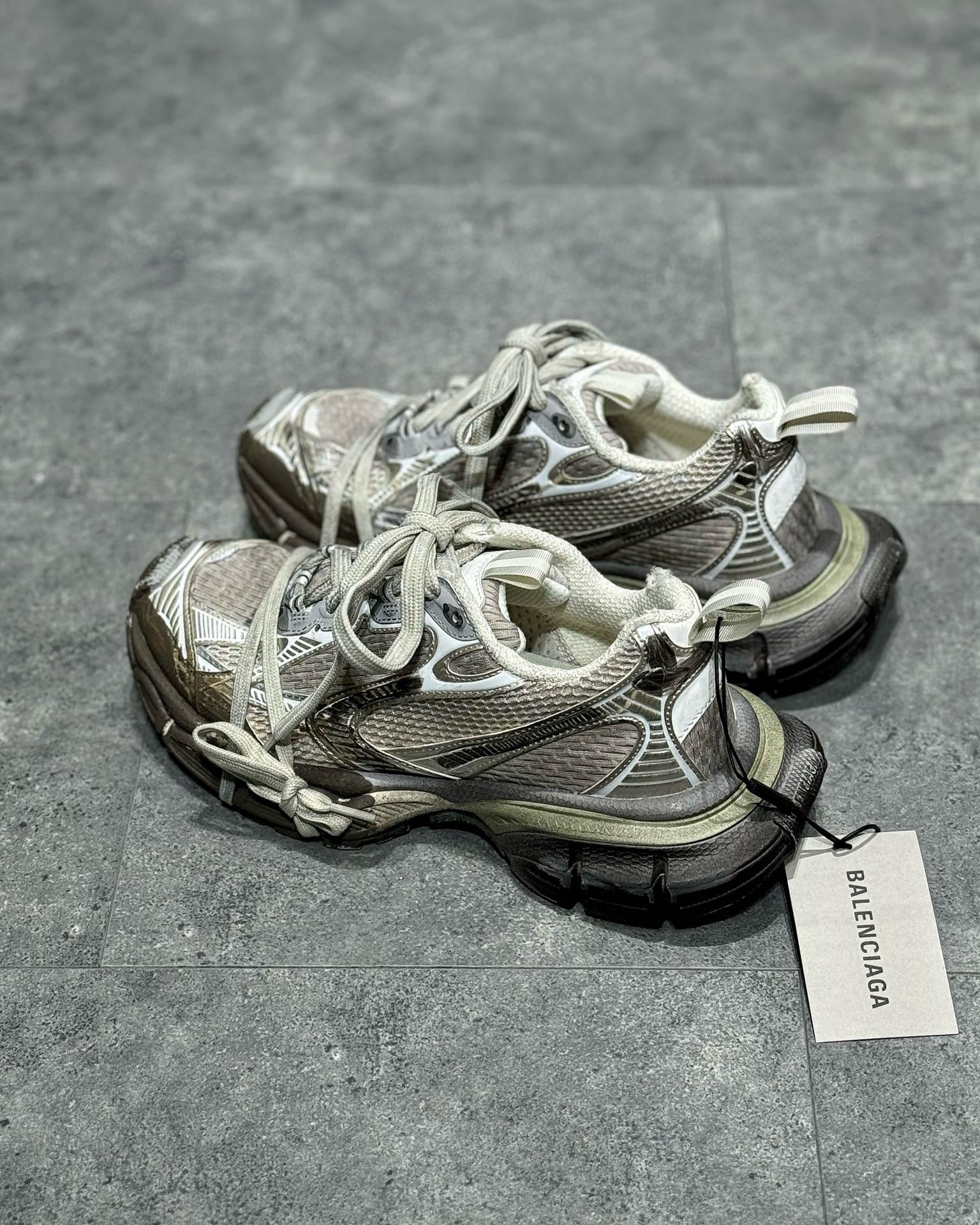 BLCG Sneakers