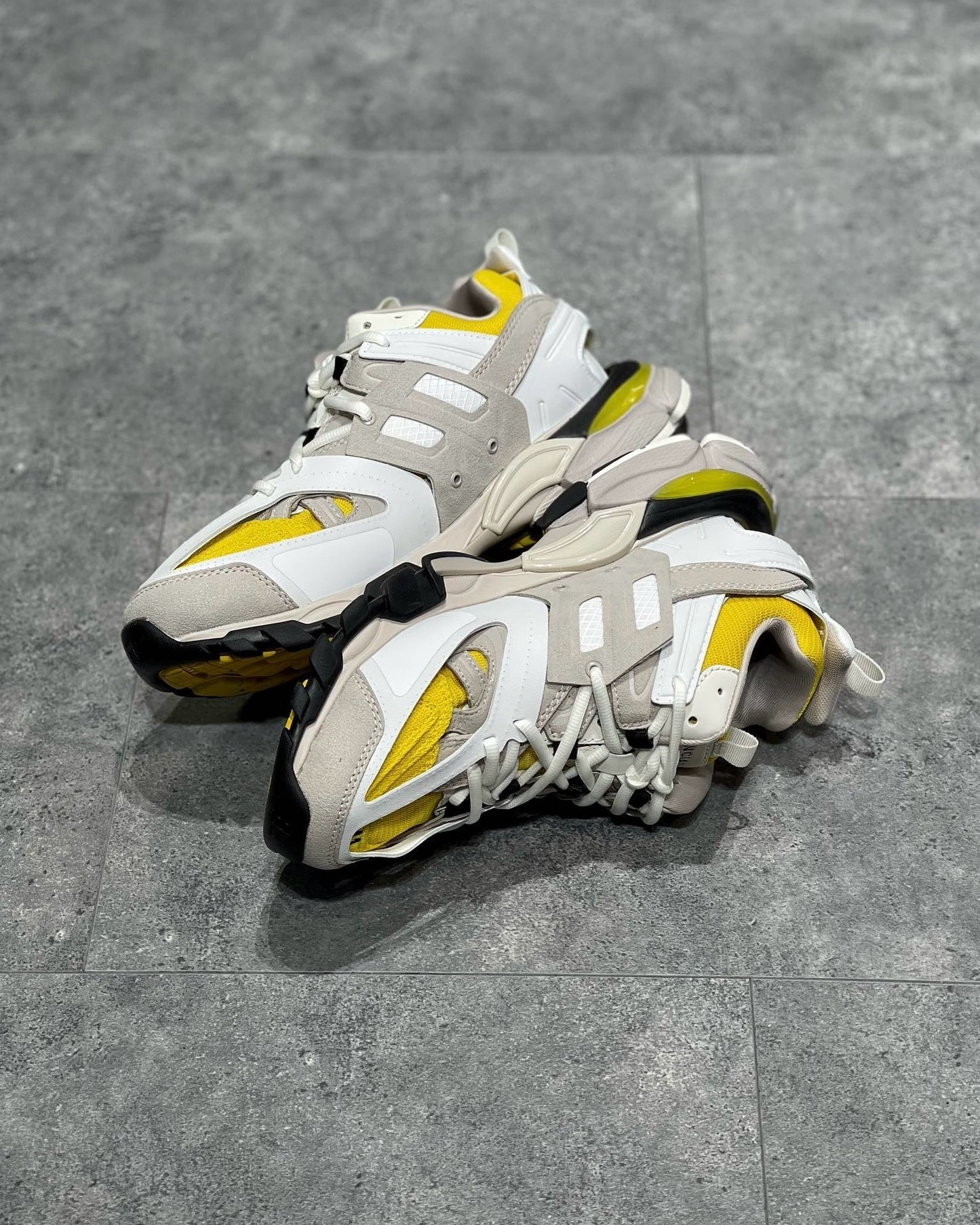 BLCG Sneakers