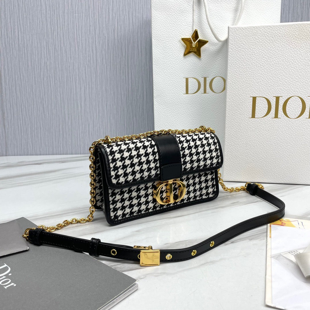 DIO 30 Montaigne (21cm)