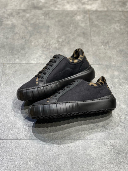 FEN Sneakers