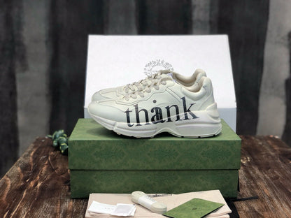 GUC Sneakers
