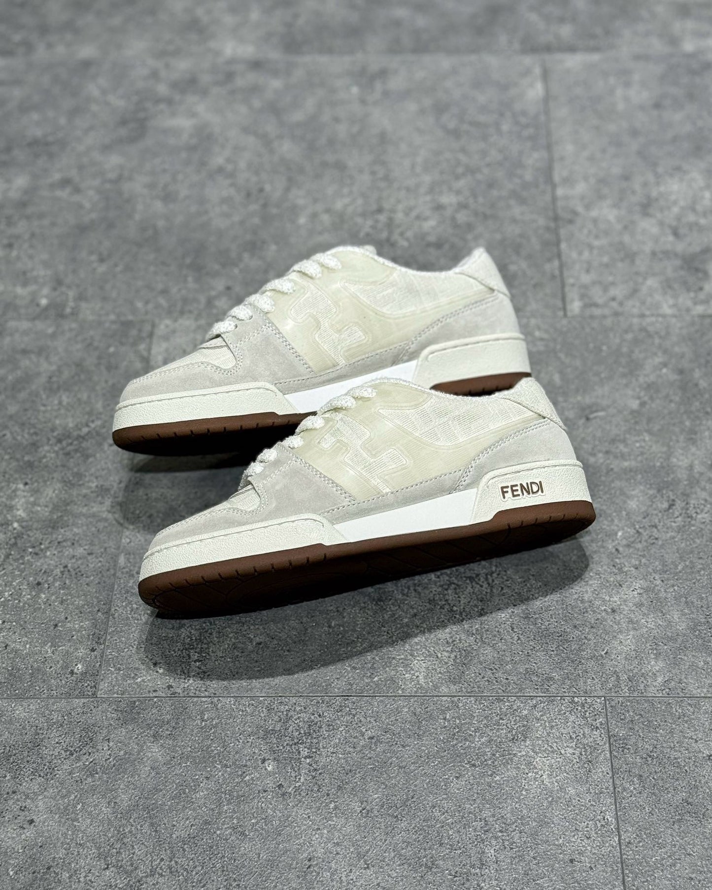 FEN Sneakers