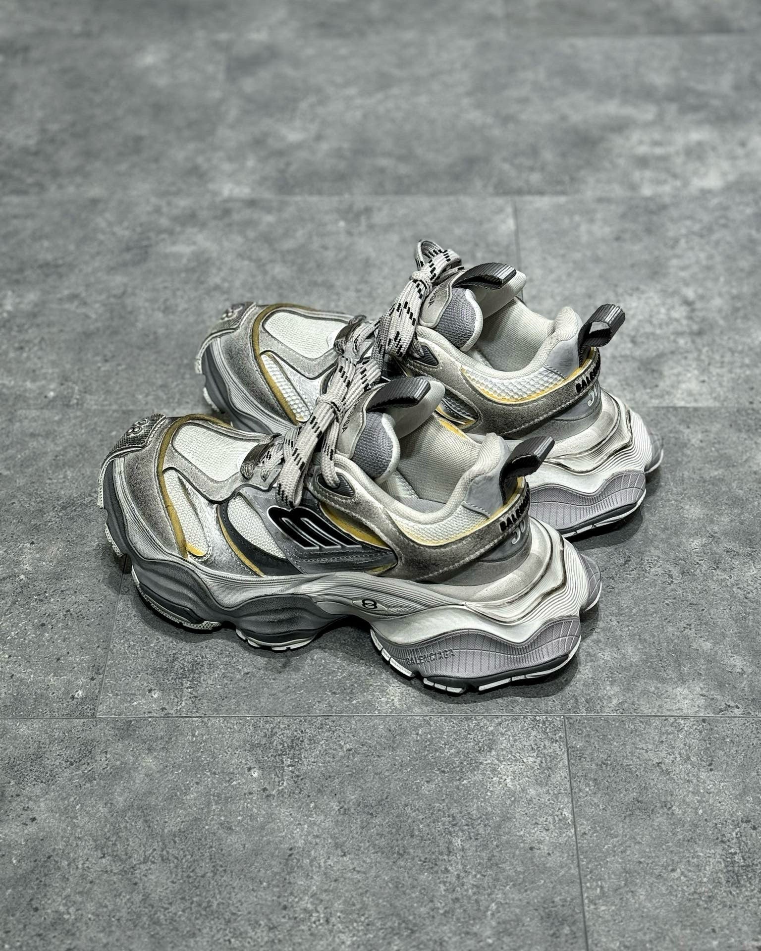BLCG Sneakers