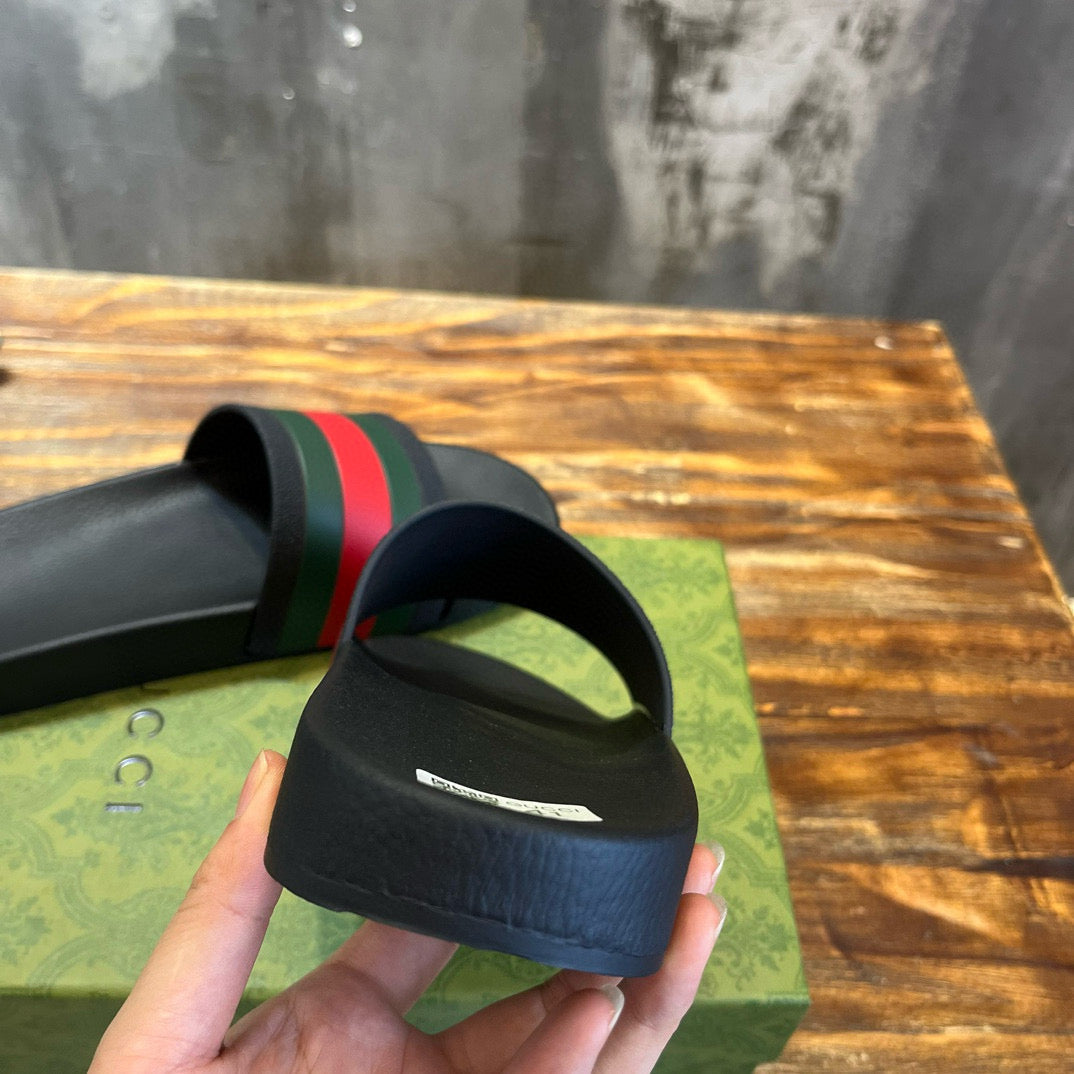 GUC Sandals