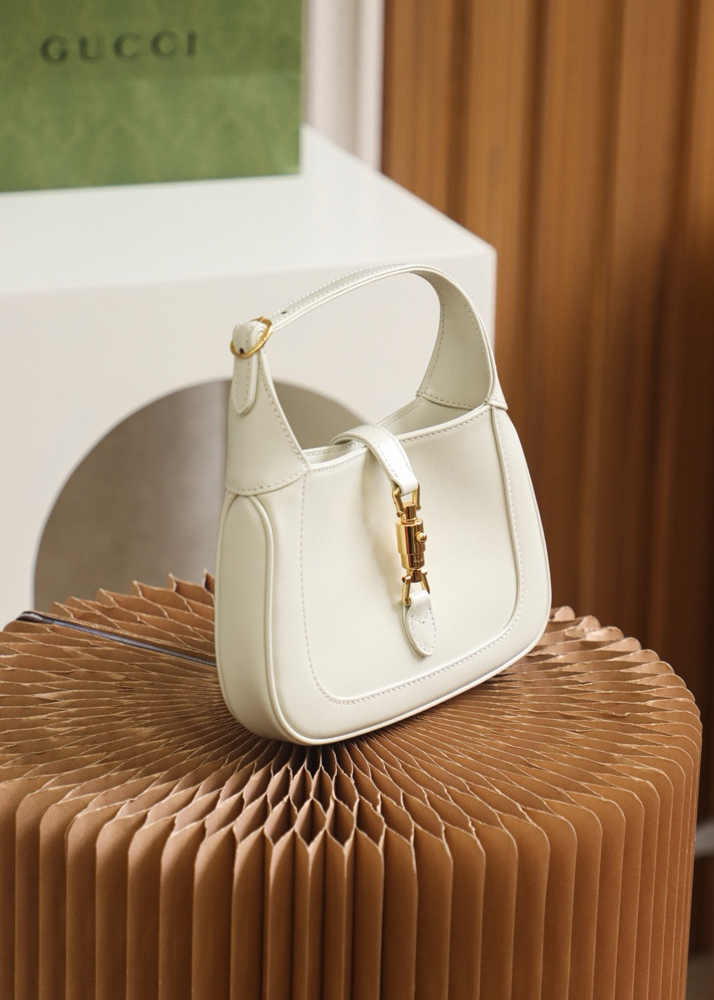 GC Jackie Mini 1961  19*13*3cm