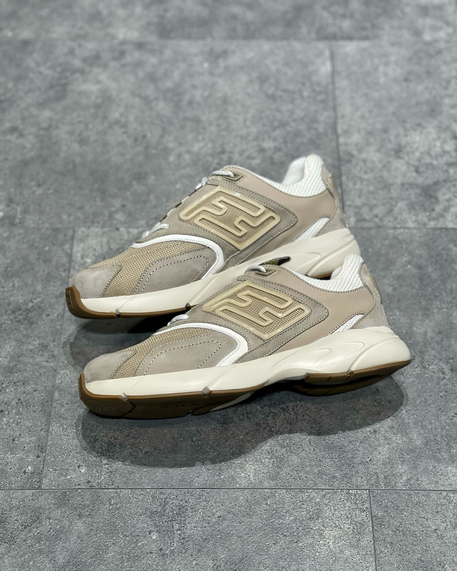FEN Sneakers