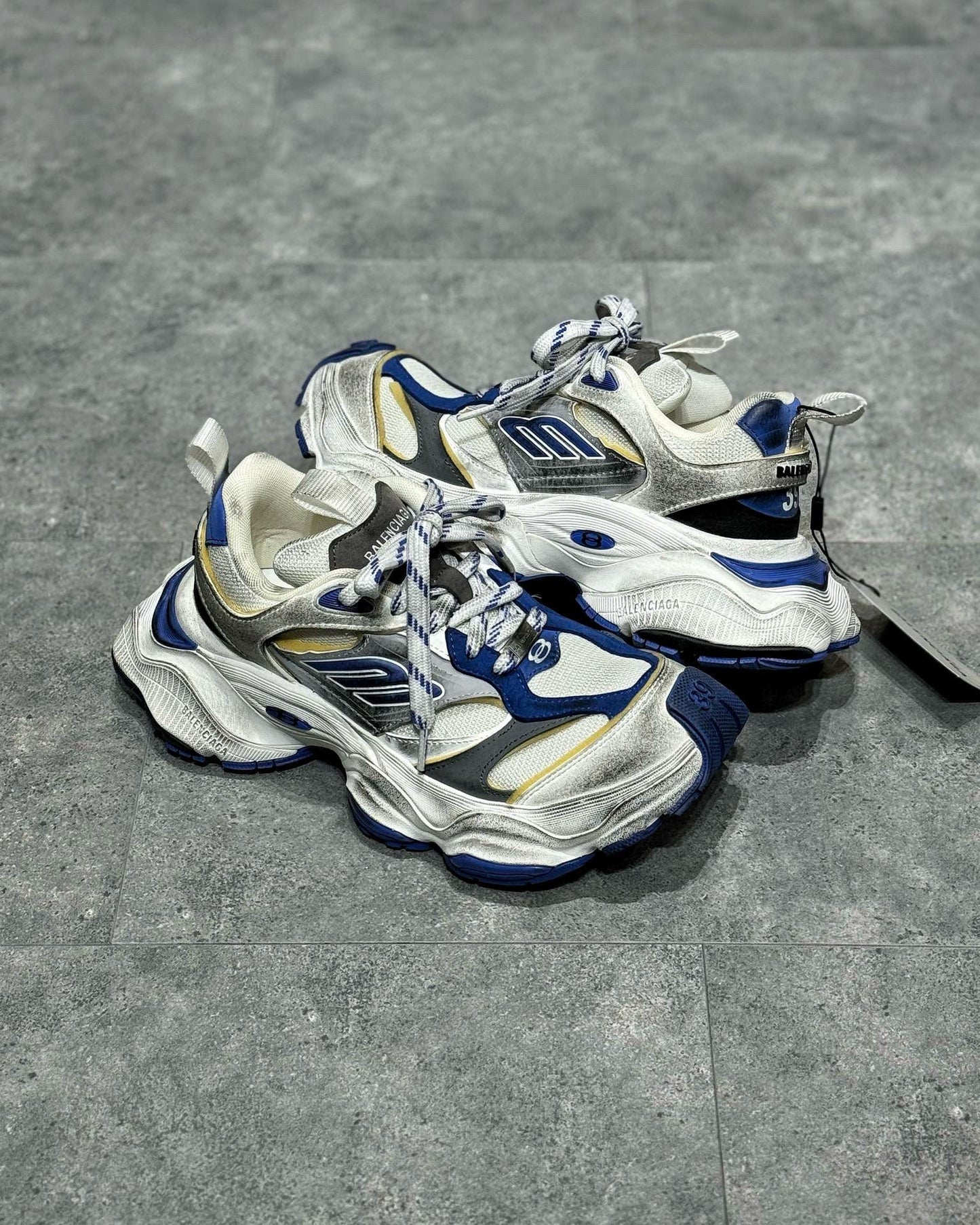 BLCG Sneakers