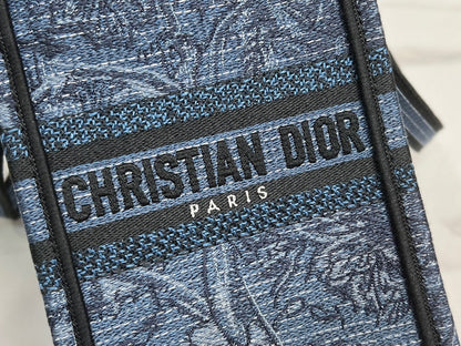 DIO Mini Book Tote