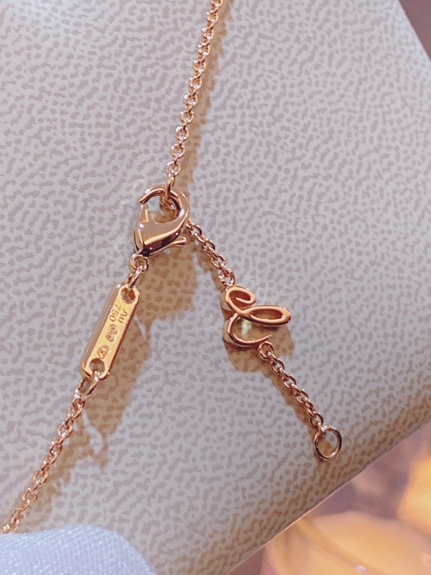 ICE CUBE NECKLACE