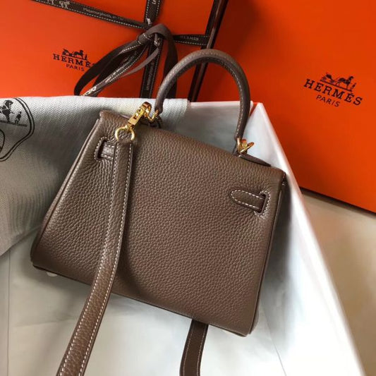 HERM Kelly 20cm Bag In Taupe Clemence Leather GHW