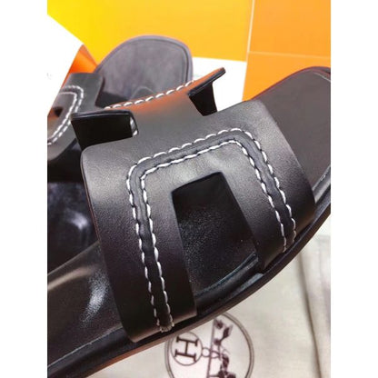 HERM Oran Sandals In Black Leather With Stitched Detail