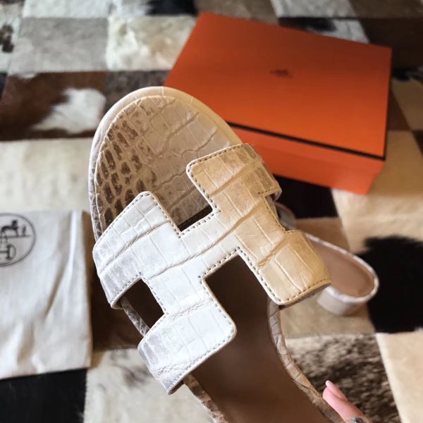 HERM Oasis Sandals In Himalaya Matte Niloticus Crocodile