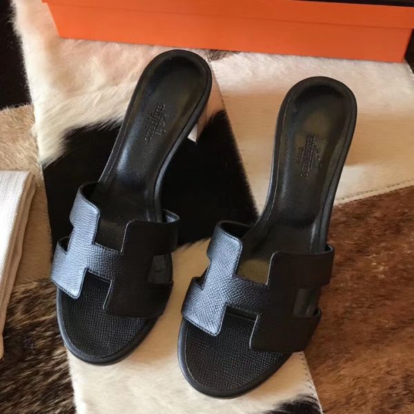 HERM Oasis Sandals In Black Epsom Leather