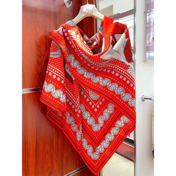 HERM Red Zouaves et Dragons Bandana Shawl 140