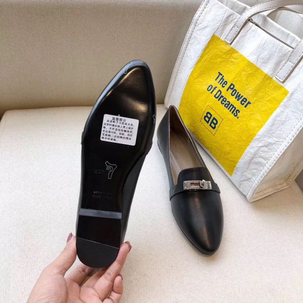 HERM Pegase Ballerina Flats In Black Leather
