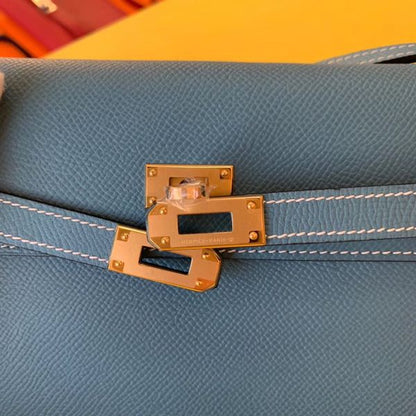 HERM Kelly Classique To Go Wallet In Blue Jean Epsom Calfskin