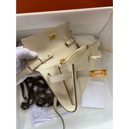 HERM Kelly Classique To Go Wallet in Craie Epsom Calfskin