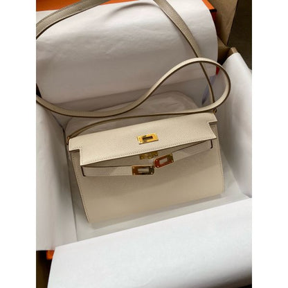 HERM Kelly Classique To Go Wallet in Craie Epsom Calfskin