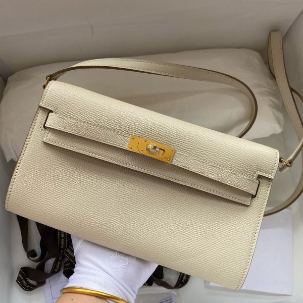 HERM Kelly Classique To Go Wallet in Craie Epsom Calfskin