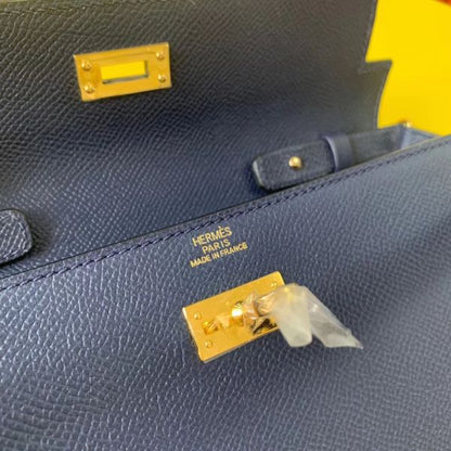 HERM Kelly Classique To Go Wallet In Dark Blue Epsom Calfskin