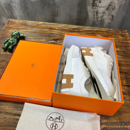HERM Sneakers