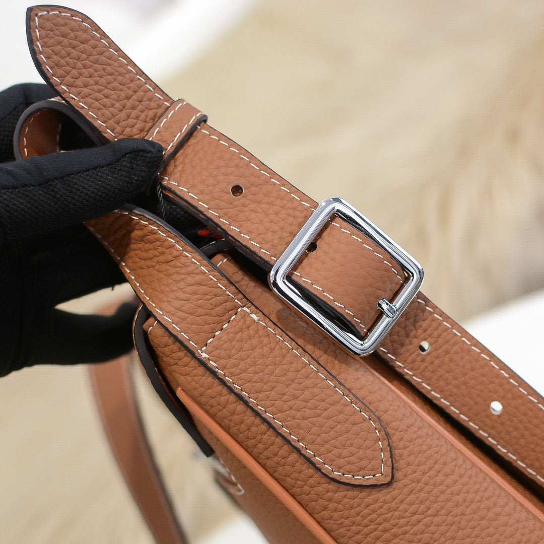 HERM Sling Bag