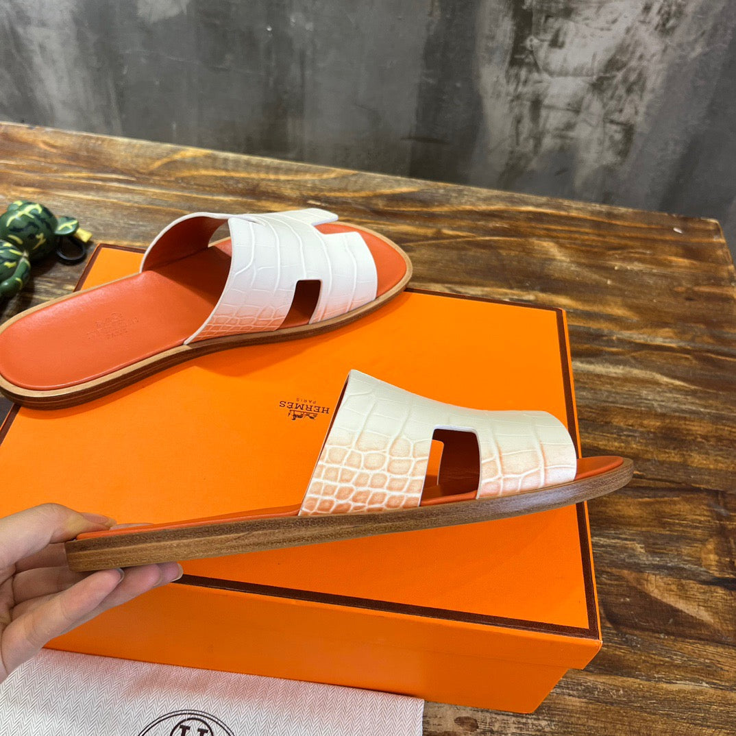 HERM Sandal