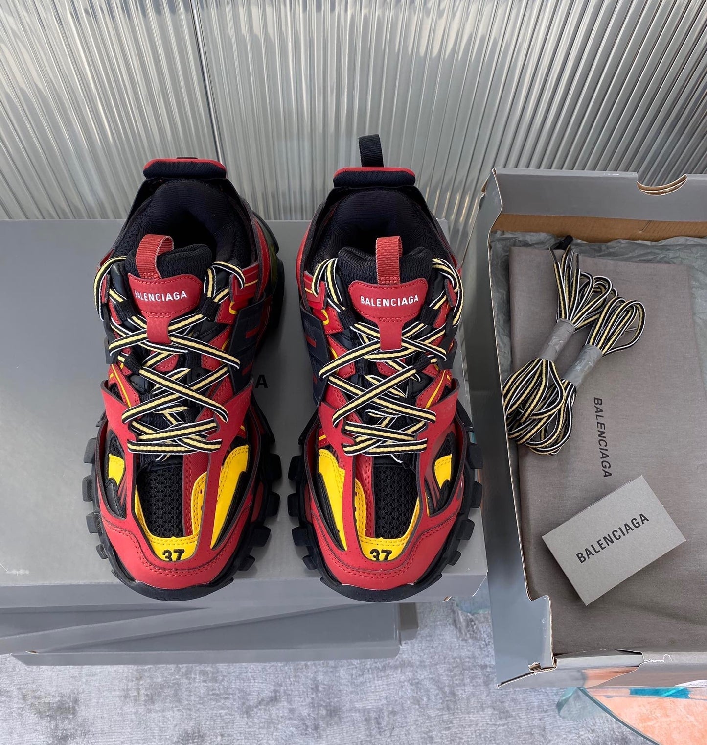 BLCG Sneakers