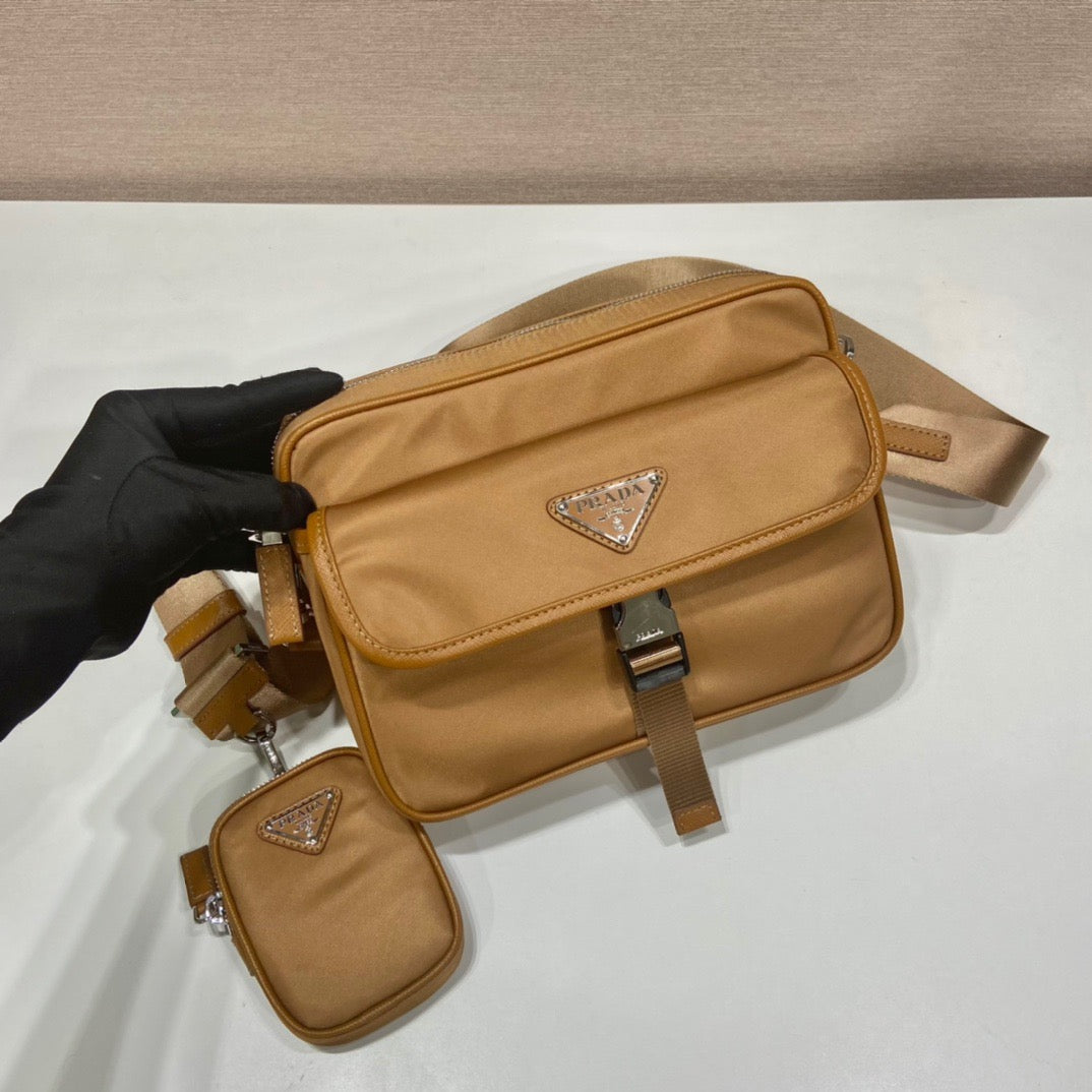 PRA Messengers Bag