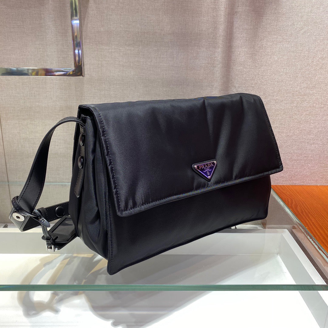 PRA Messenger Bag