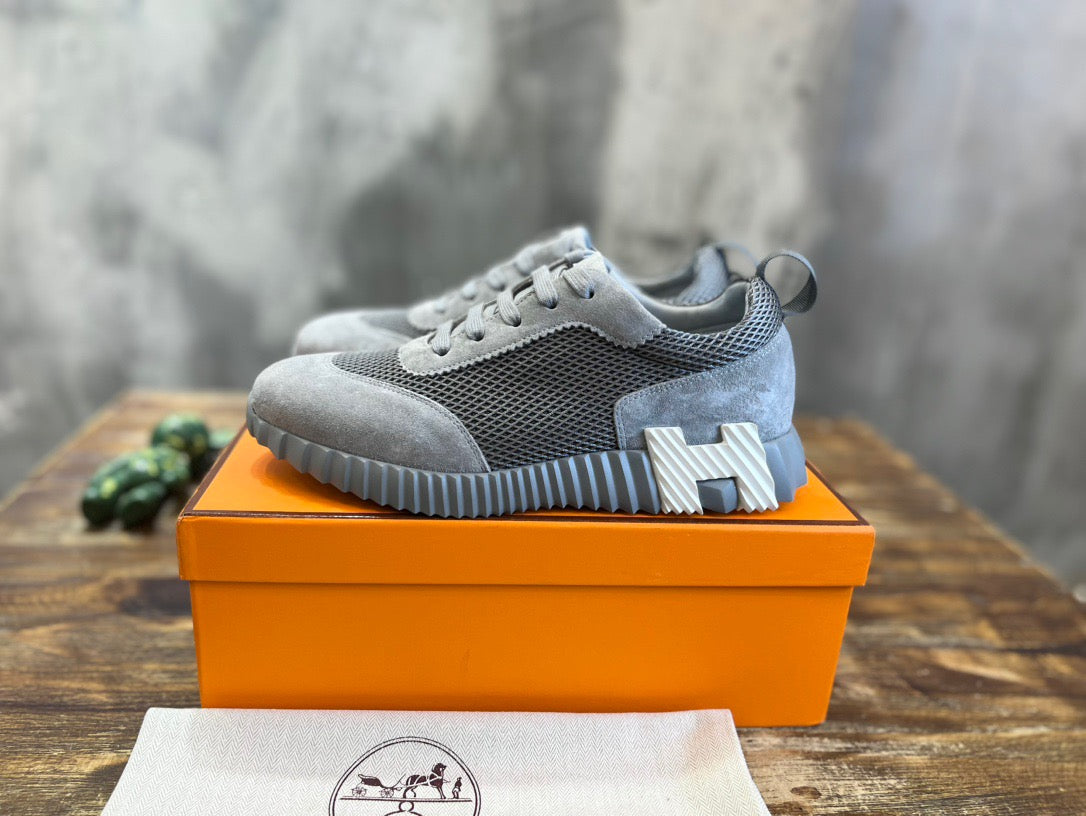 HERM Sneakers