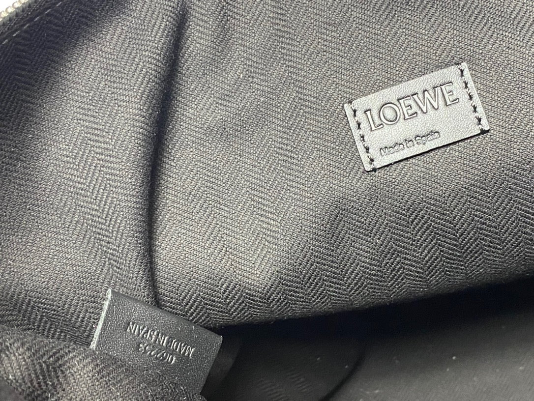 LO Messenger Bag