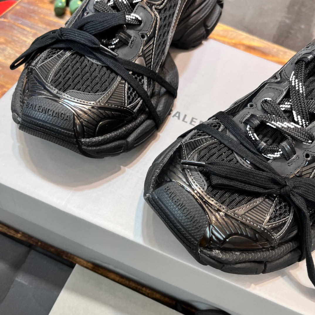 BLCG Sneakers