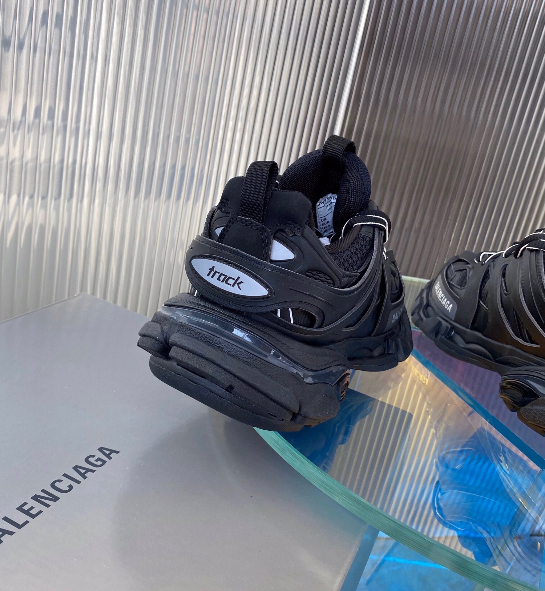BLCG Sneakers