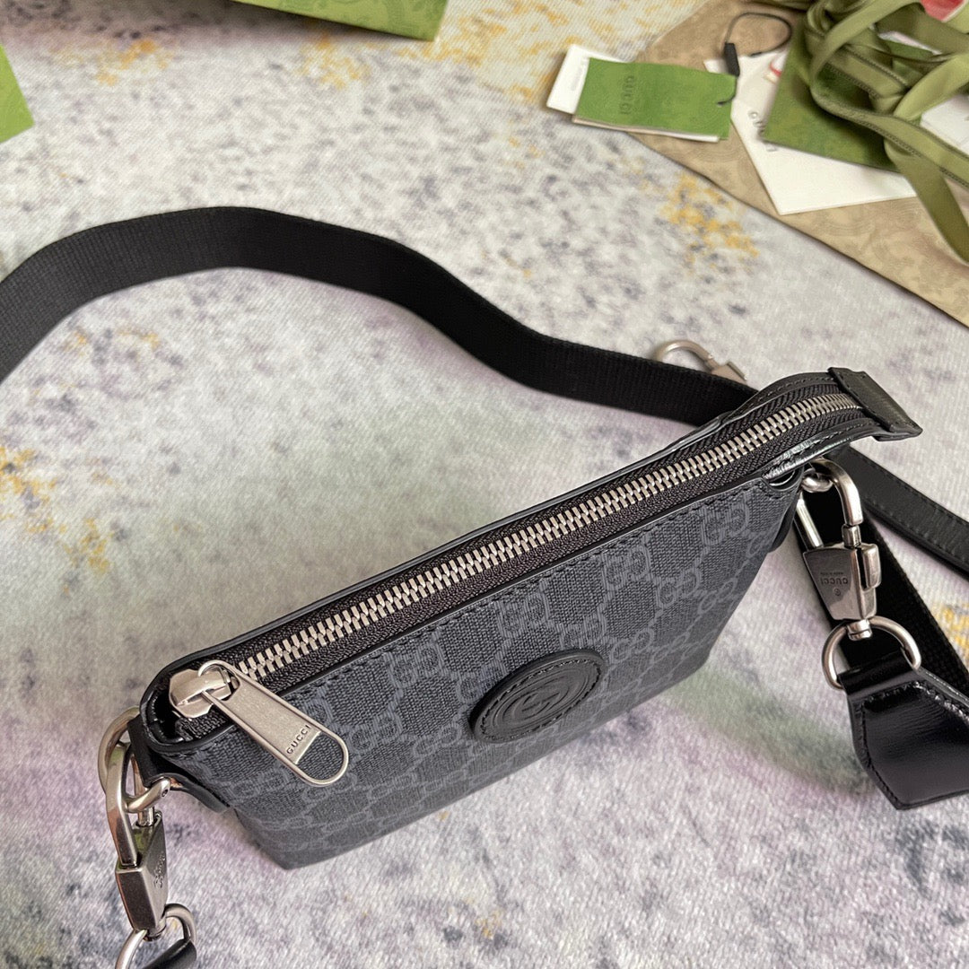 GUC Messenger Bag