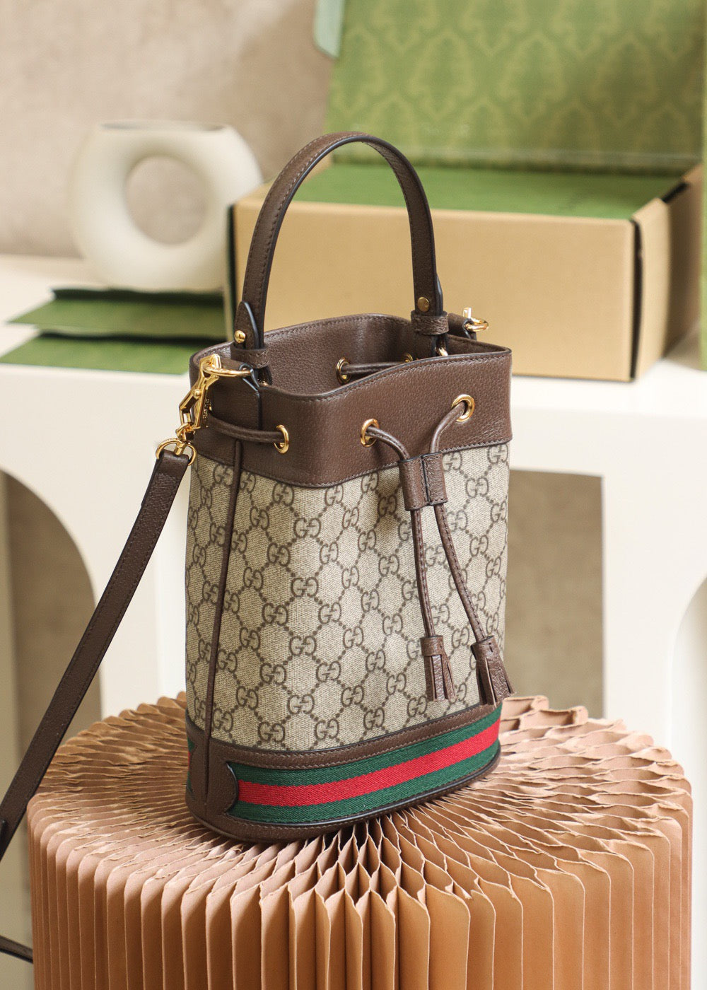 GUC Ophida Bucket