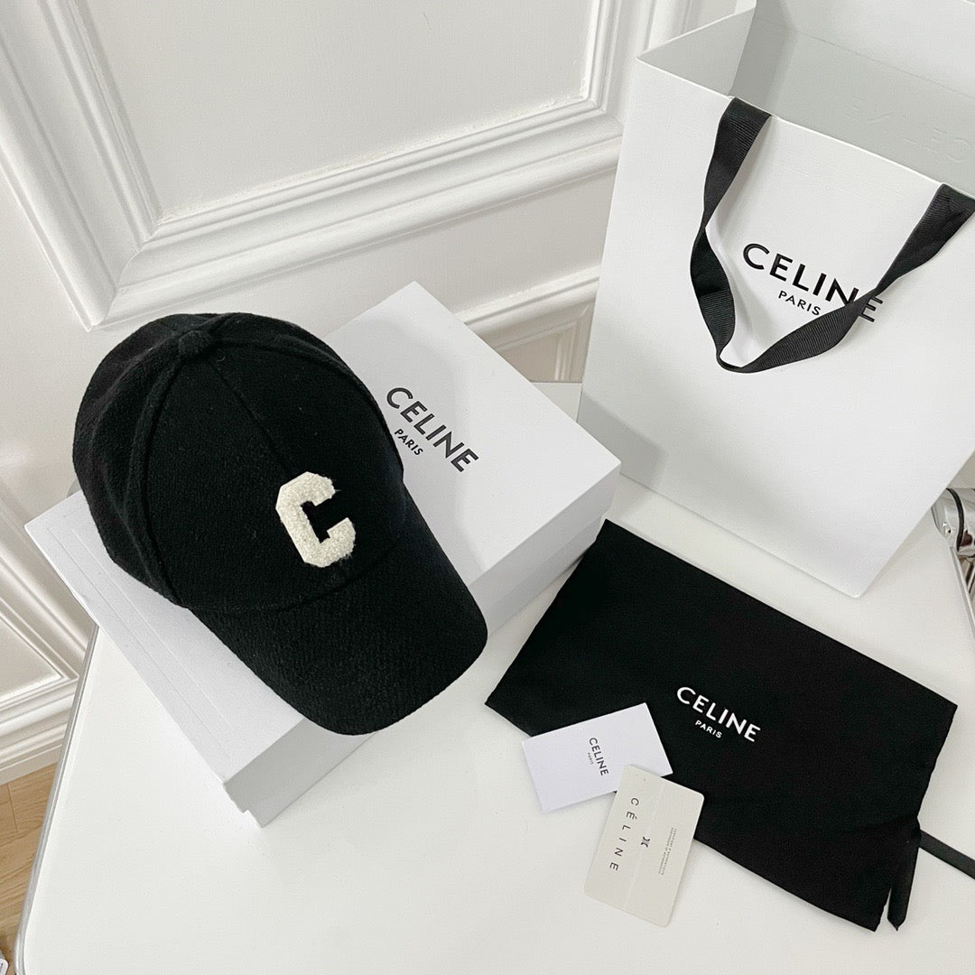 Caps