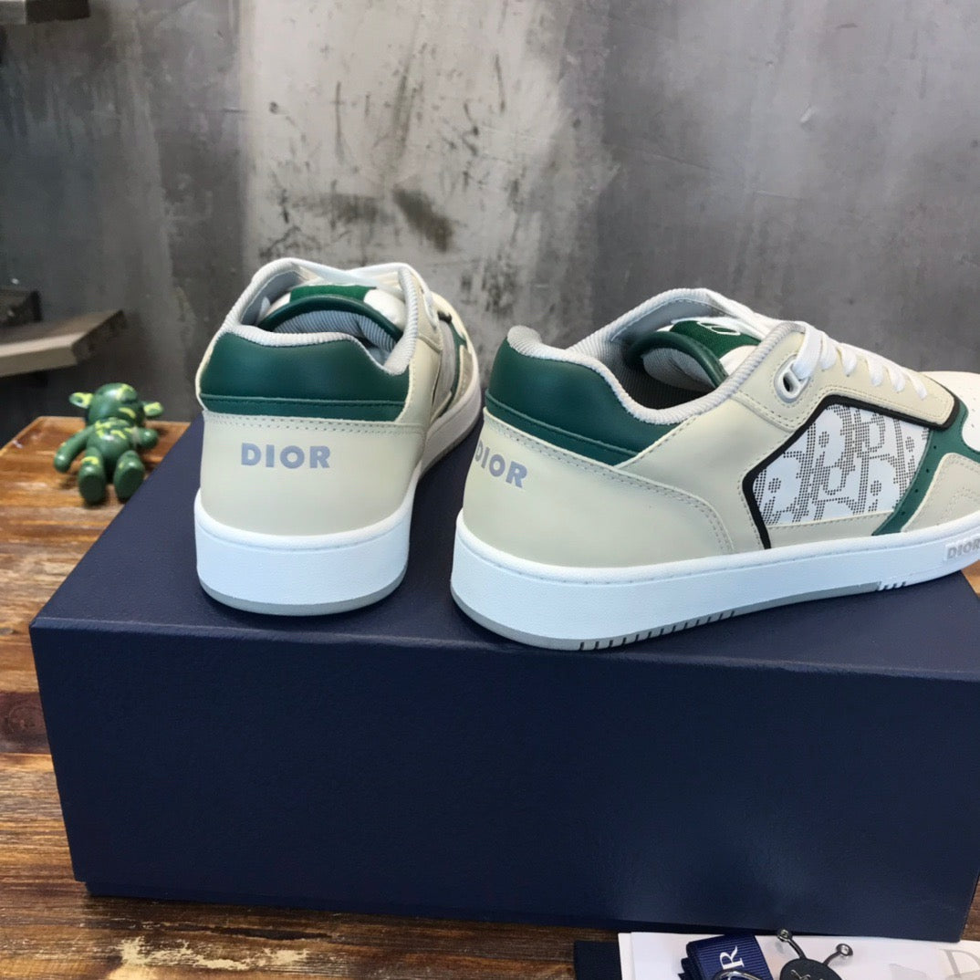 DIO Sneakers
