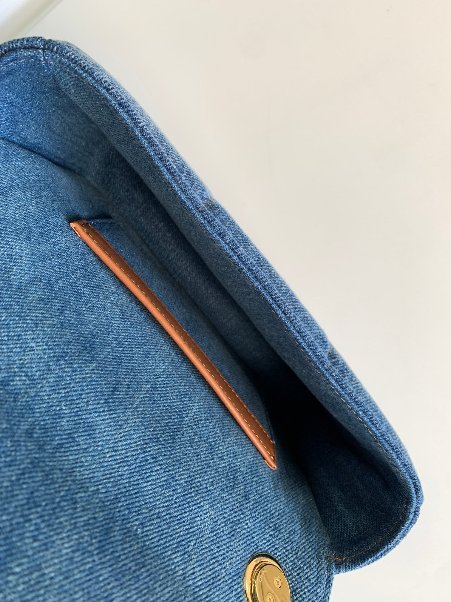 CEL Chain Bag