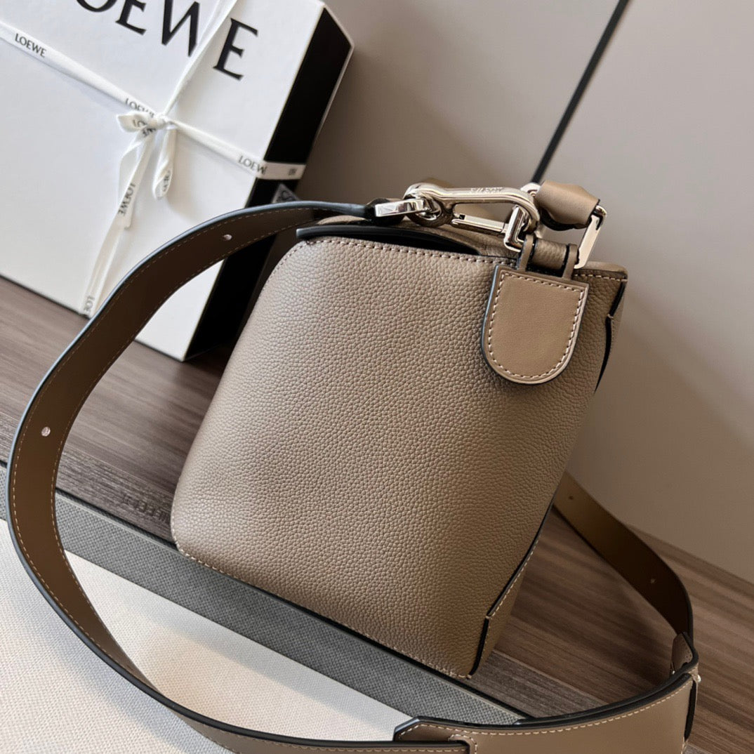 LO Puzzle Bag