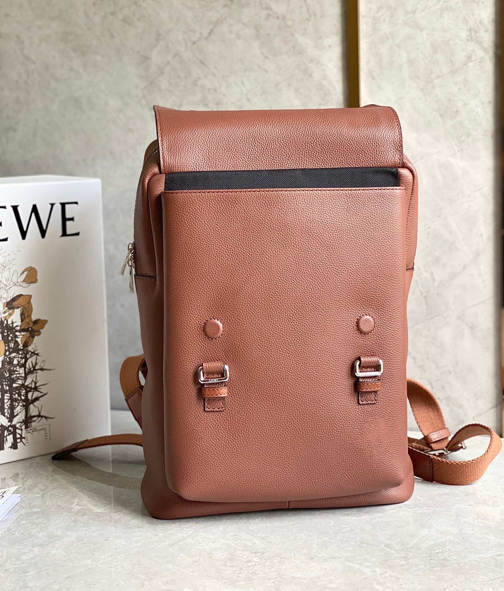 LO Backpack