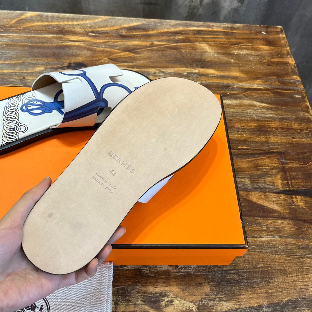 HERM Sandal