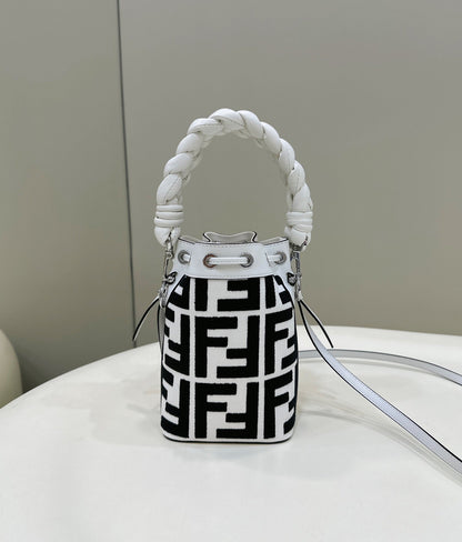 FEN Bucket
