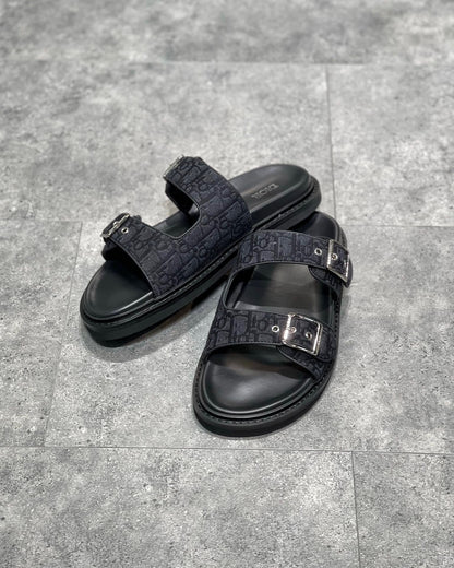 DIO Sandal