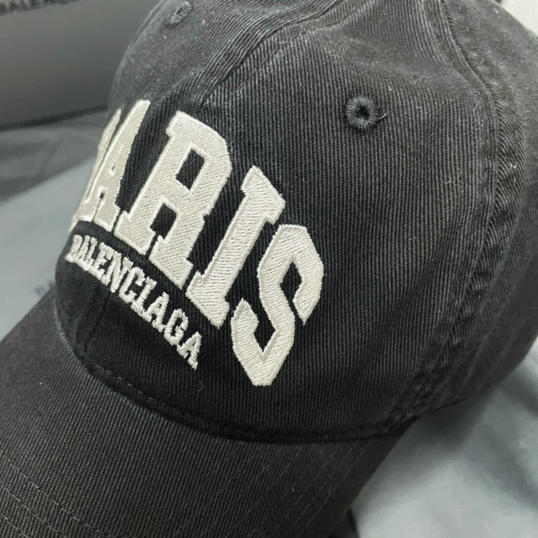 Caps