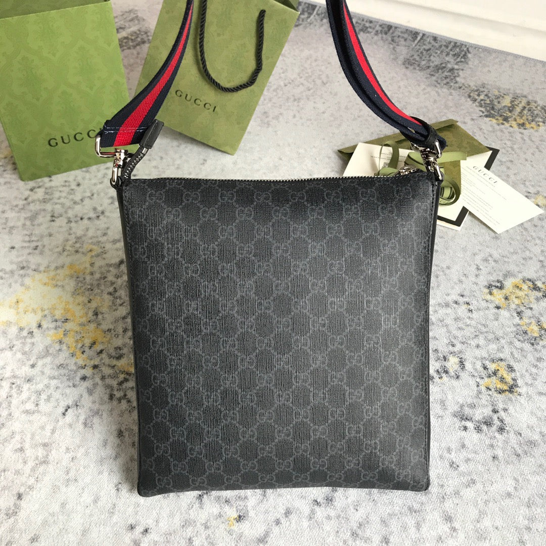 GUC Messenger Bag
