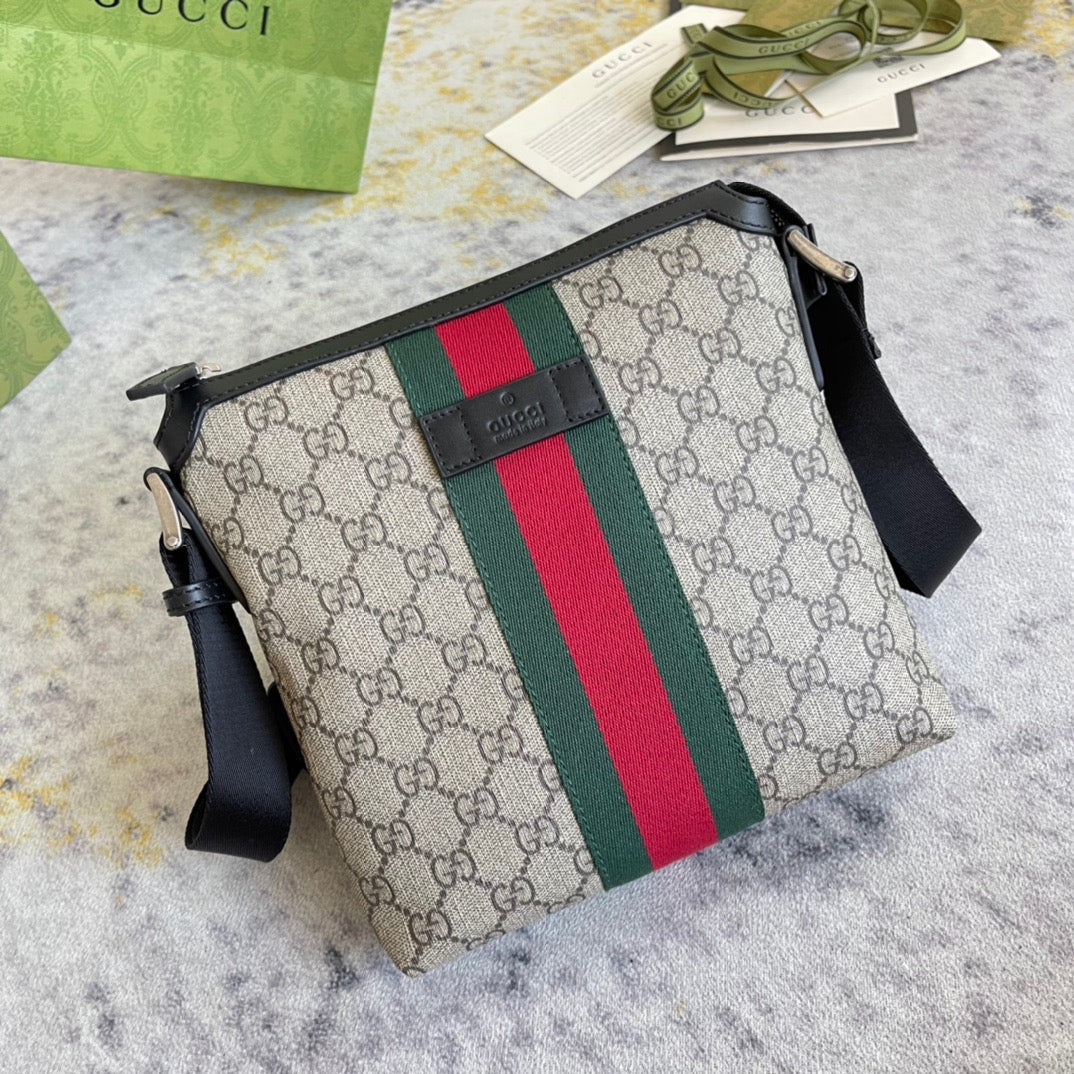 GUC Messenger Bag